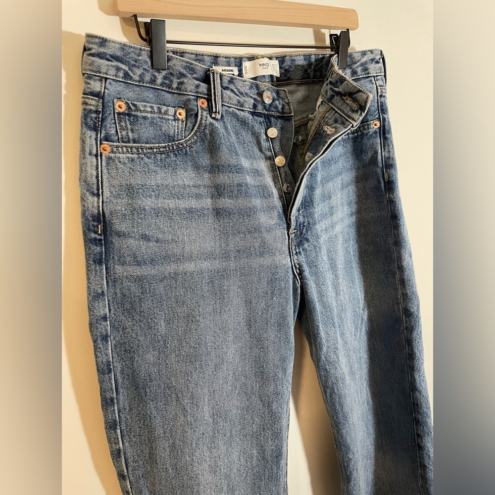 MNG Mango Ariadna Wide Leg Denim Jeans Medium Wash Raw Hem Womens Size 12 - Picture 3 of 8